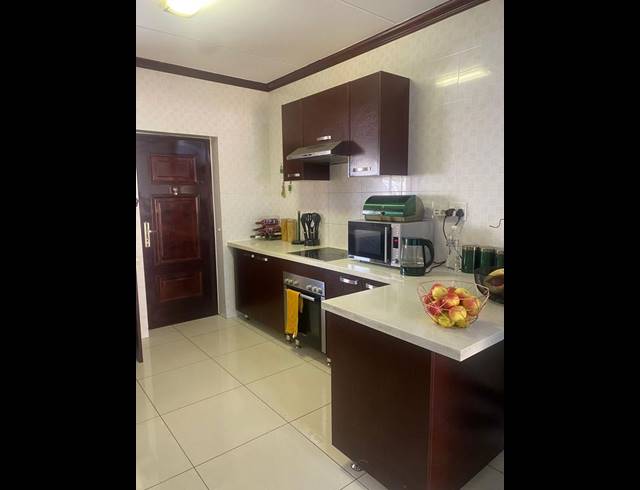 2 BEDROOM APARTMENT FOR SALE IN SUMMERSET